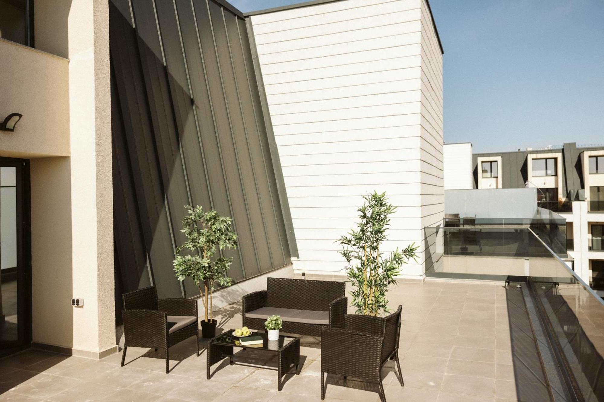 Dec Apartments Bucharest Exterior photo